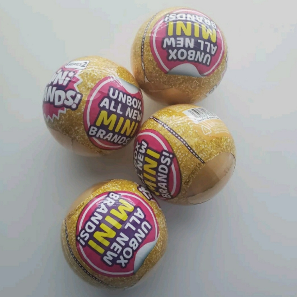 5 Surprise Mini Brands! Series 2 -4 Balls